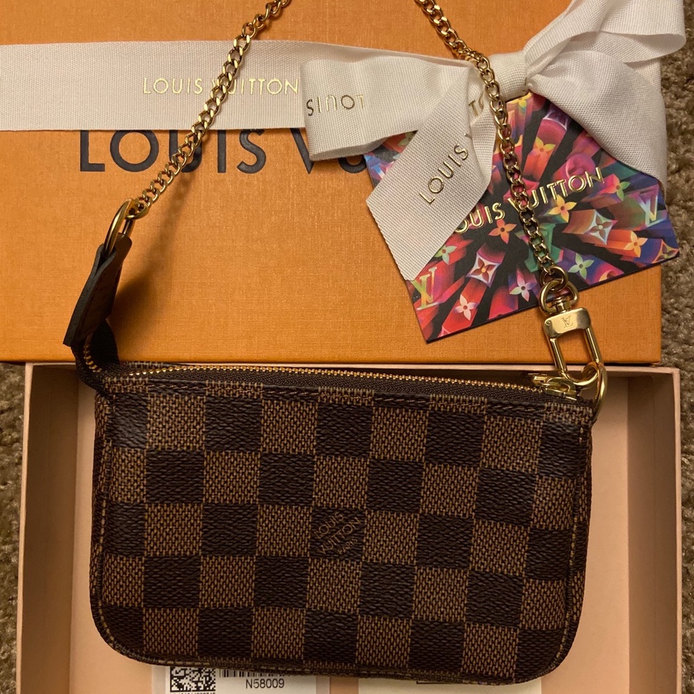 *SOLD* Louis Vuitton Mini Pochette Accessoires